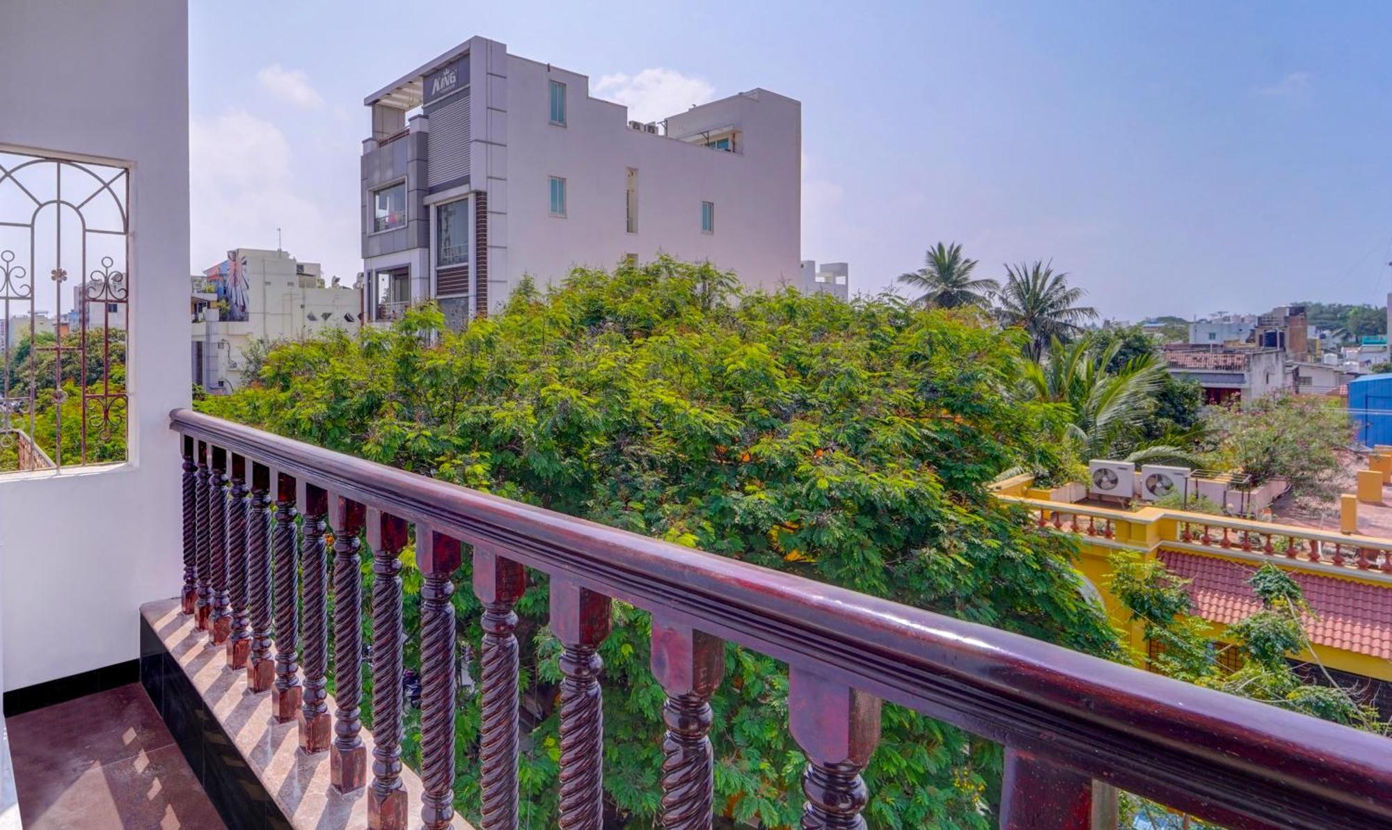 Itsy Hotels Prakasam Residency بونديتْشيري المظهر الخارجي الصورة